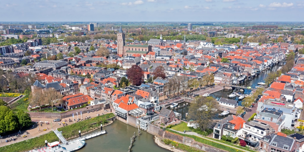 luchtfoto van Gorinchem